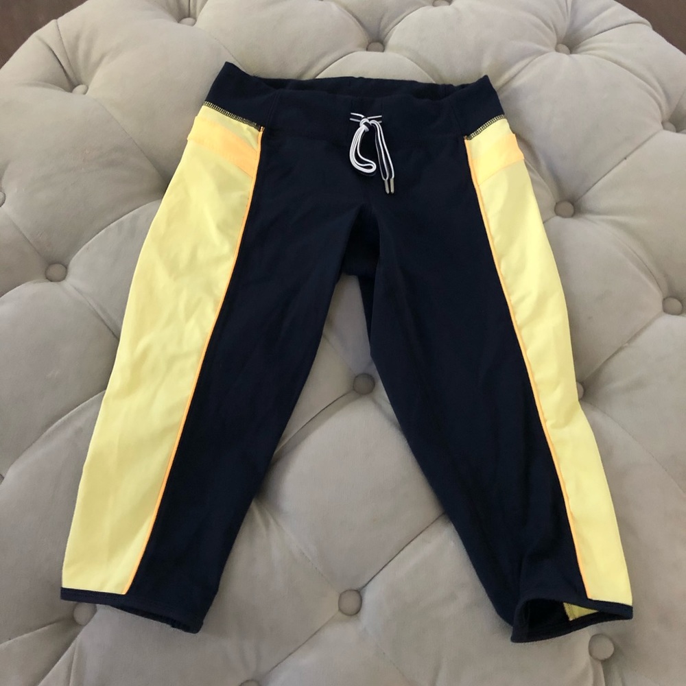 Lululemon Cropped Pants